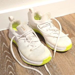 Women's white yellow Nike Metcon Flyknit 4  size US 6.5 UK 4 tennis shoes